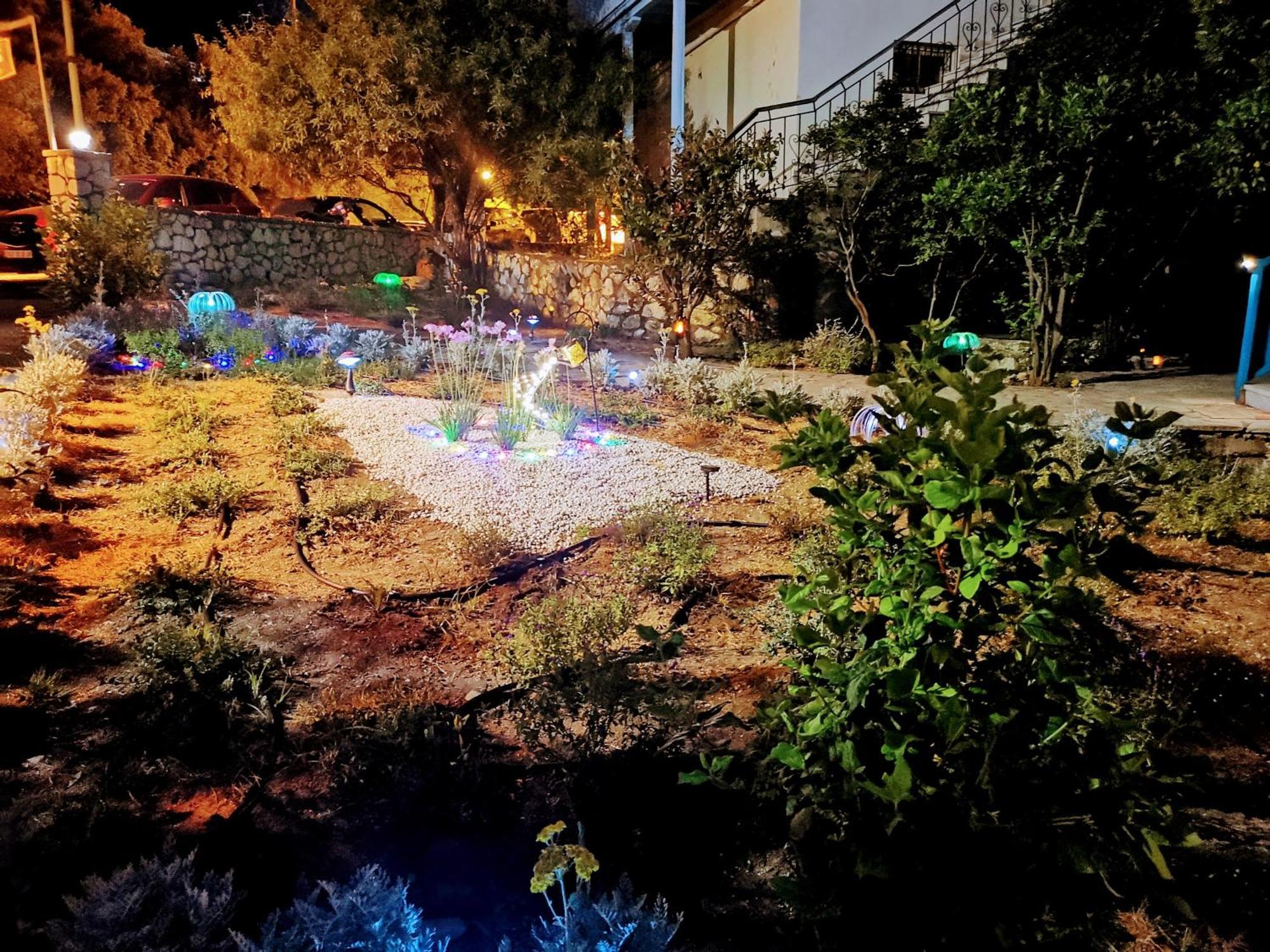 Iris Studios Áyios Nikítas Esterno foto